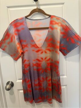 Nin Studio Madusa Top - size large